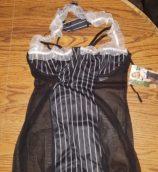 Pinstripe Chemise w/ Thong Size Small Lot 217 - Picture 5 of 8